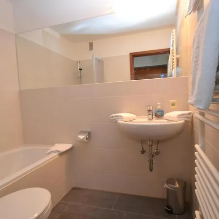 Fewo1846 Strandresidenz Wassersleben - Strandperle - Komfortables Studio-apartment Mit Balkon Und Meerblick Apartamento *